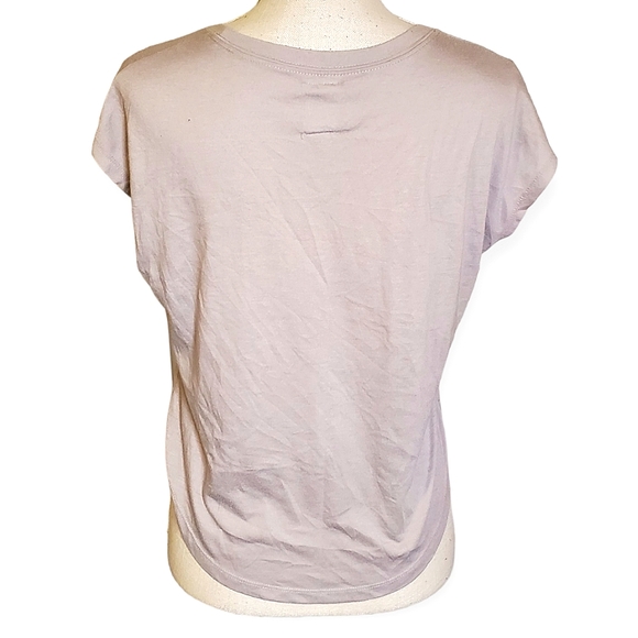 BILLABONG | Women's gray with feather print cap-sleeve t-shirt. - Picture 2 of 8